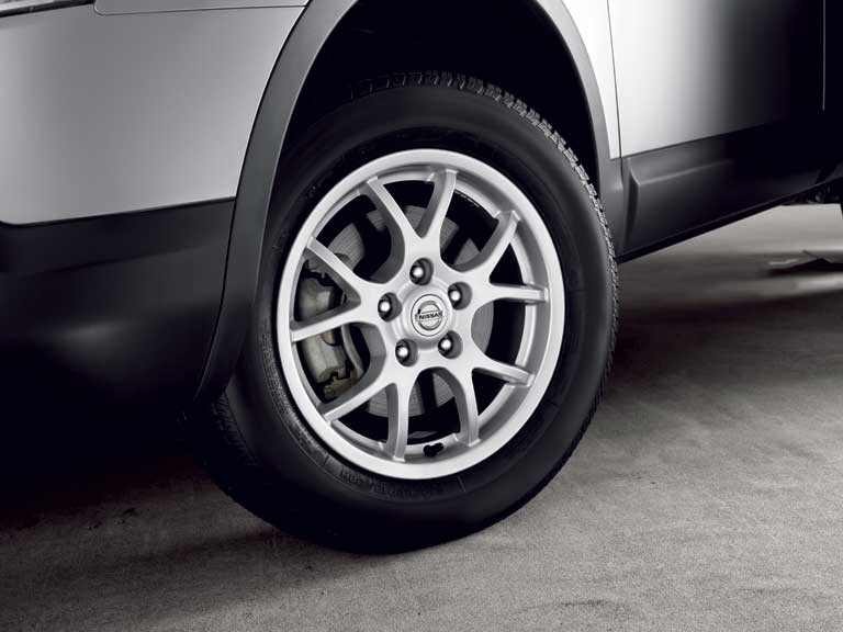 Nissan qashqai 16 alloy wheels